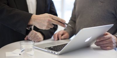 Jak przygotować się do sporu z bankiem: dokumenty, harmonogramy, korespondencja